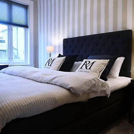 Historic And Exclusive 卑爾根