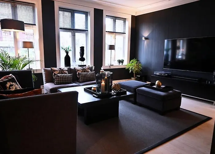 Historic And Exclusive Apartment *